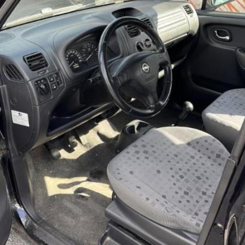 Serrure avant gauche OPEL AGILA A Photo n°6