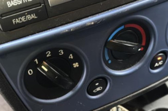 Serrure avant droit FORD FIESTA 5