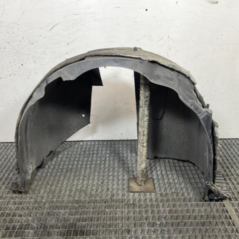 Pare boue avant droit PEUGEOT 208 2 Photo n°1