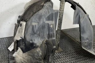 Pare boue avant droit PEUGEOT 208 2