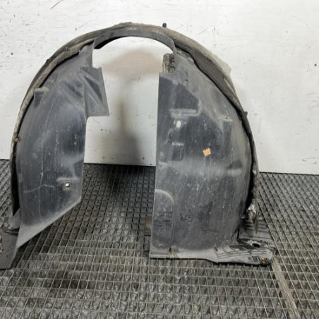 Pare boue avant gauche PEUGEOT 208 2