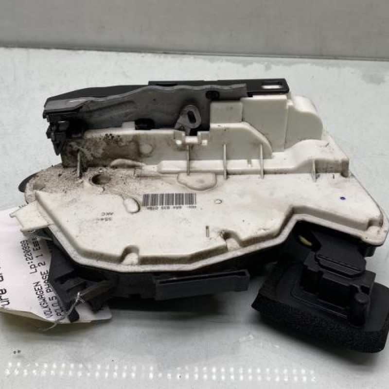 Serrure arriere droit VOLKSWAGEN POLO 5 Photo n°2