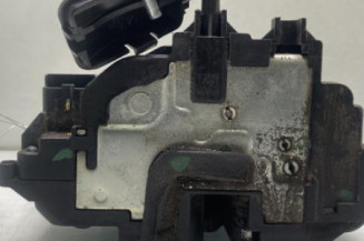 Serrure avant droit RENAULT CLIO 3