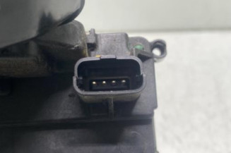 Serrure avant droit RENAULT CLIO 3