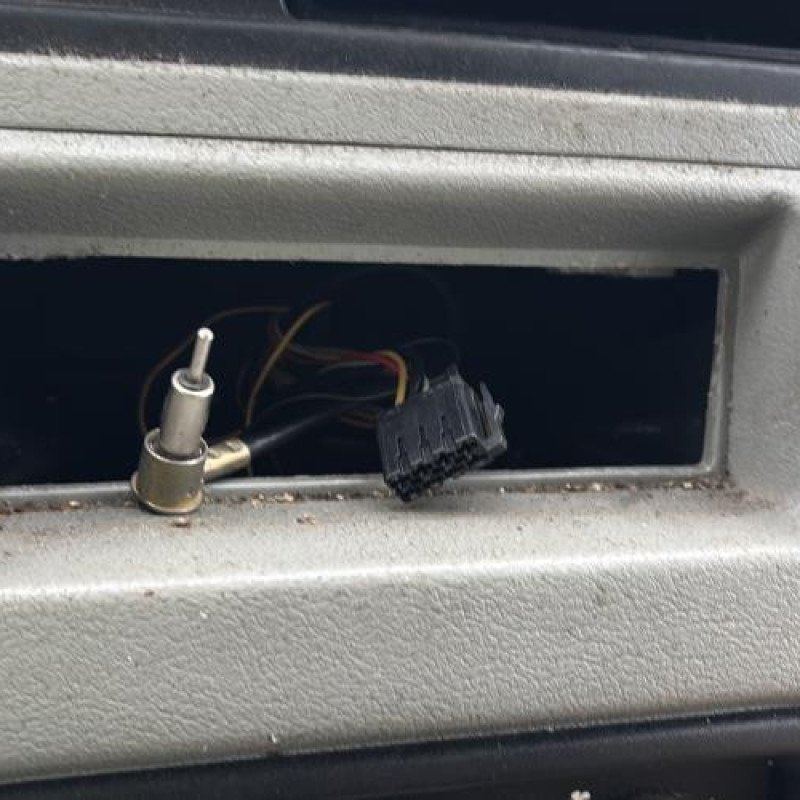 Repetiteur clignotant avant gauche (Feux) RENAULT MASTER 2 Photo n°13