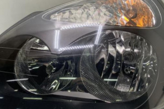 Optique avant principal gauche (feux)(phare) RENAULT CLIO 2 Photo n°1