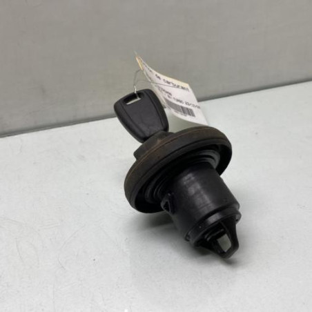 Bouchon de carburant CITROEN NEMO Photo n°1