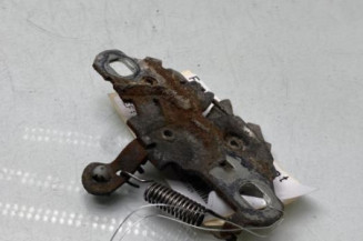 Fermeture de capot PEUGEOT 208 1