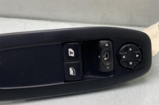 Interrupteur de leve vitre avant gauche PEUGEOT 208 1 Photo n°1