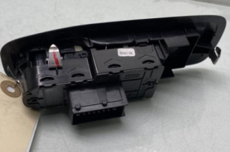 Interrupteur de leve vitre avant gauche PEUGEOT 208 1