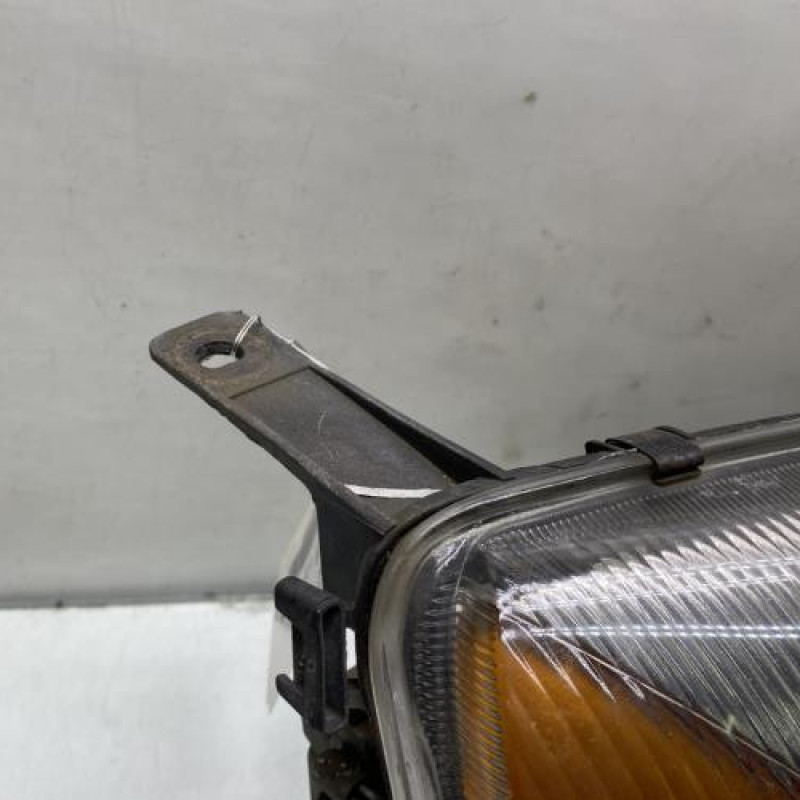 Optique avant principal droit (feux)(phare) FORD FIESTA 4 Photo n°3