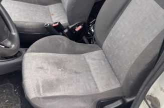 Optique avant principal droit (feux)(phare) FORD FIESTA 4