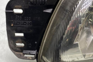 Optique avant principal gauche (feux)(phare) FORD FIESTA 4