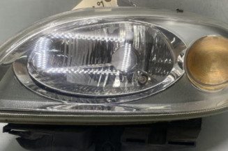 Optique avant principal gauche (feux)(phare) CITROEN SAXO Photo n°1