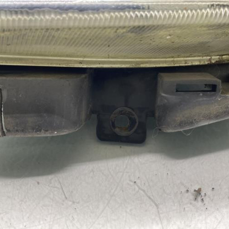 Optique avant principal gauche (feux)(phare) CITROEN SAXO Photo n°3