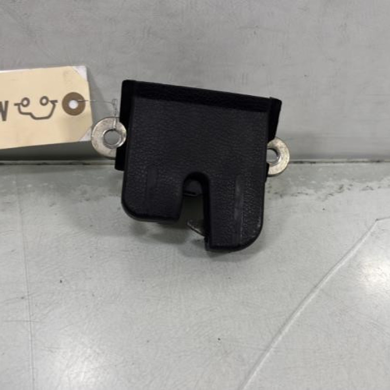 Serrure de coffre VOLKSWAGEN GOLF PLUS Photo n°3