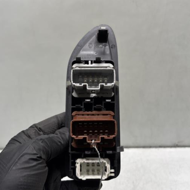 Interrupteur de leve vitre avant gauche RENAULT LAGUNA 2 Photo n°3