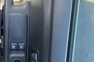 Interrupteur de leve vitre avant gauche RENAULT CLIO 4