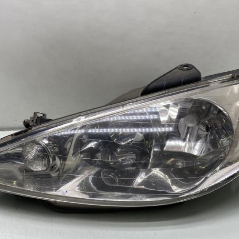 Optique avant principal gauche (feux)(phare) PEUGEOT 206 Photo n°1