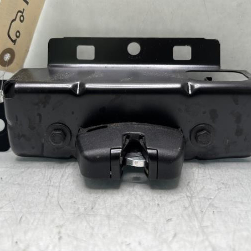 Serrure de coffre PEUGEOT 208 1 Photo n°1