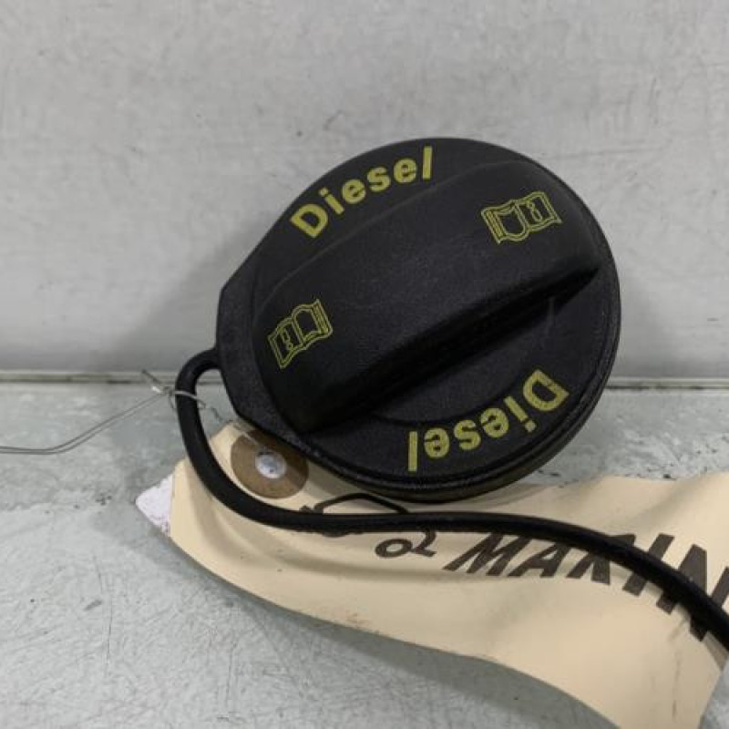 Bouchon de carburant VOLKSWAGEN GOLF 7 Photo n°3