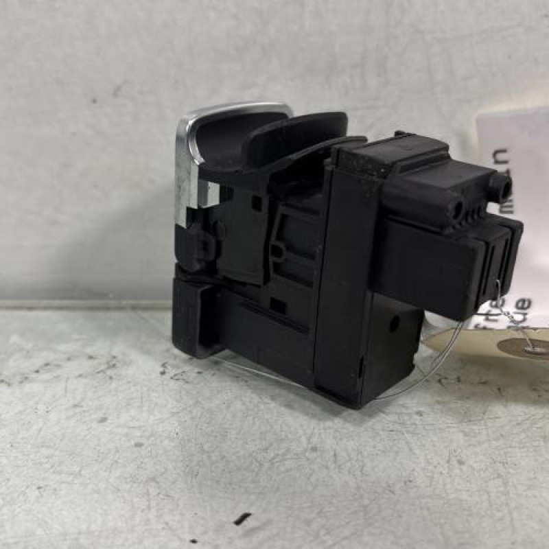 Levier frein à main electrique VOLKSWAGEN GOLF 7 Photo n°2