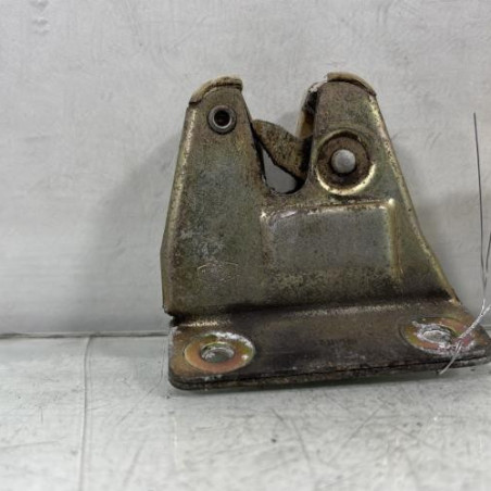 Serrure de coffre PEUGEOT 205