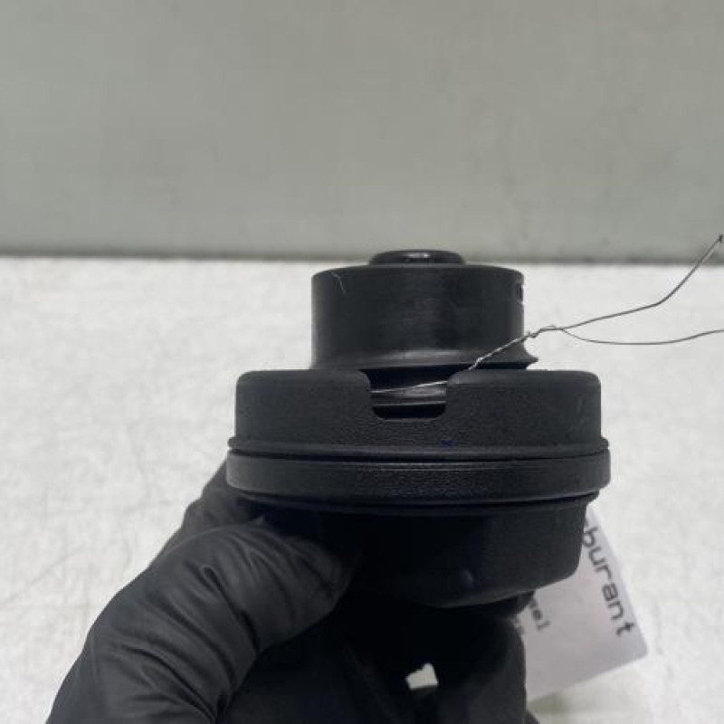 Bouchon de carburant VOLKSWAGEN TOURAN 1 Photo n°3