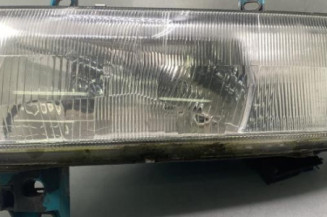 Optique avant principal gauche (feux)(phare) RENAULT MASCOTT Photo n°1