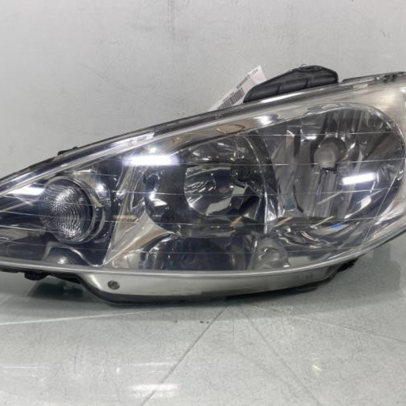 Optique avant principal gauche (feux)(phare) PEUGEOT 206 Photo n°1