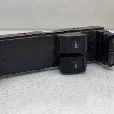 Interrupteur de leve vitre avant gauche SKODA FABIA 1 Photo n°1