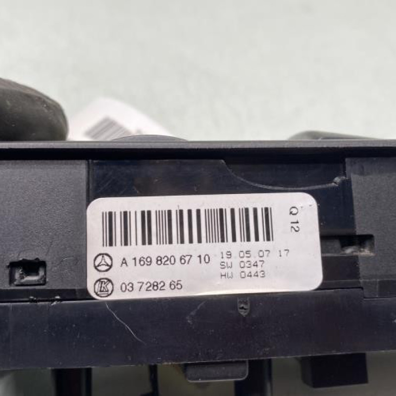 Interrupteur de leve vitre avant gauche MERCEDES CLASSE B 245 Photo n°3