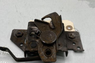 Fermeture de capot FORD FIESTA 5 Photo n°1