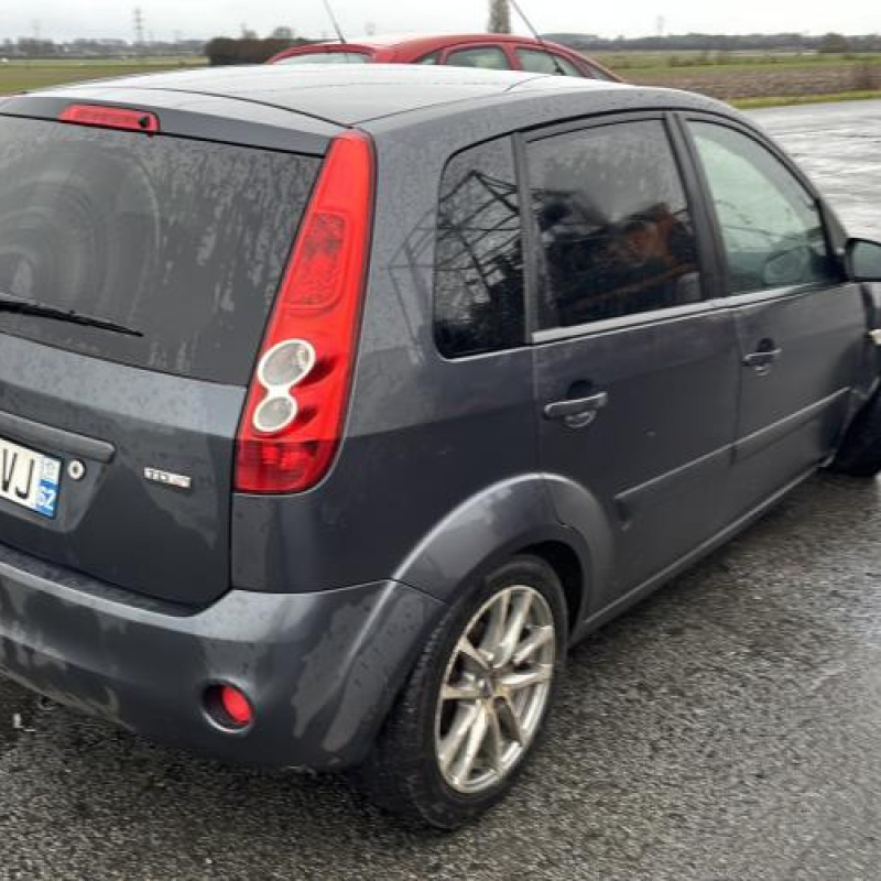 Fermeture de capot FORD FIESTA 5 Photo n°6