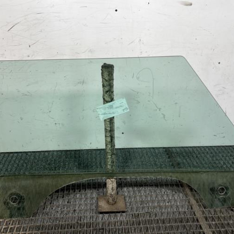 Vitre avant gauche MINI MINI 2 R56 Photo n°4