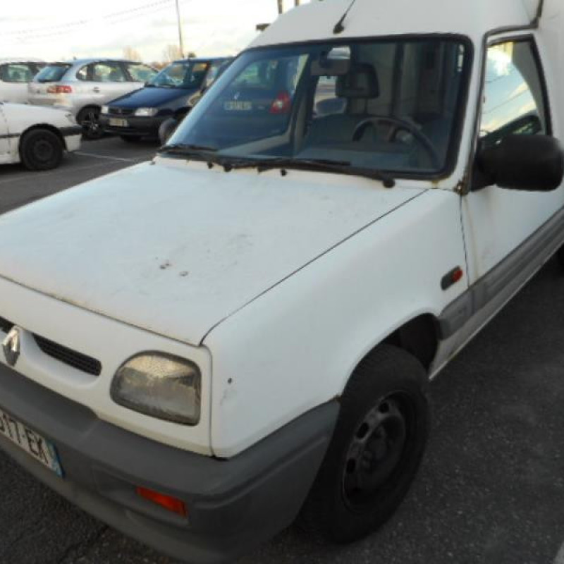 Capot RENAULT EXPRESS Photo n°3