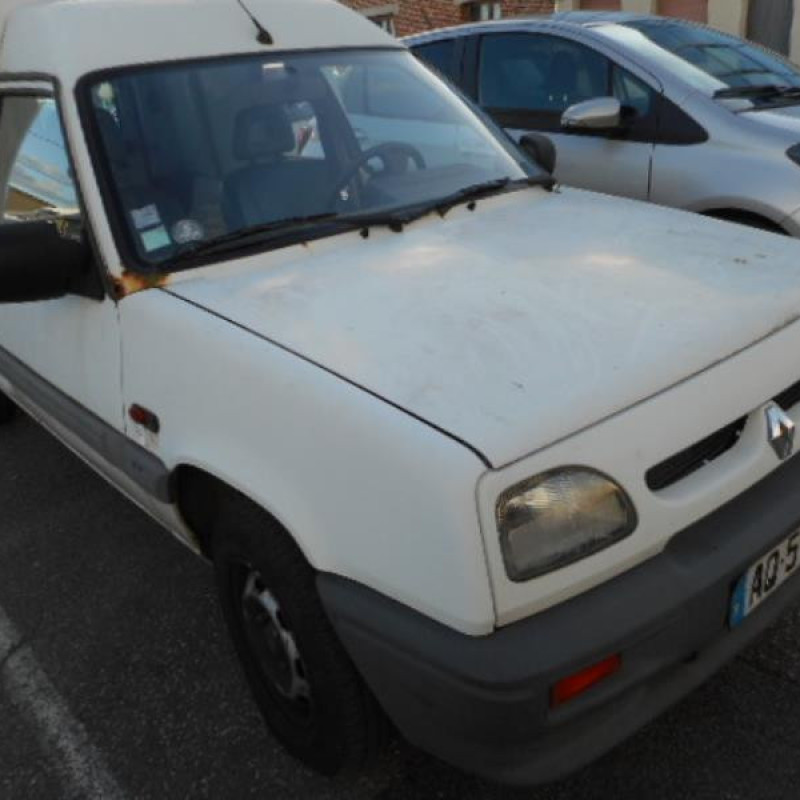Capot RENAULT EXPRESS Photo n°4