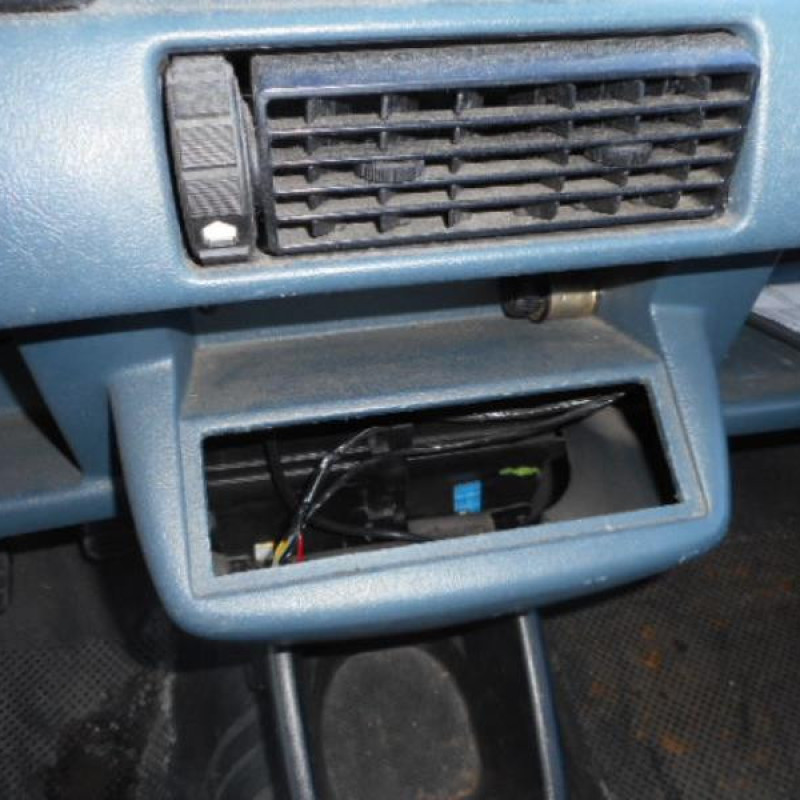 Capot RENAULT EXPRESS Photo n°9