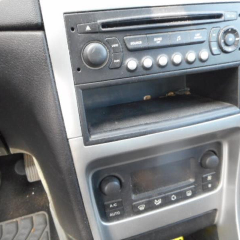 Capot PEUGEOT 307 Photo n°8