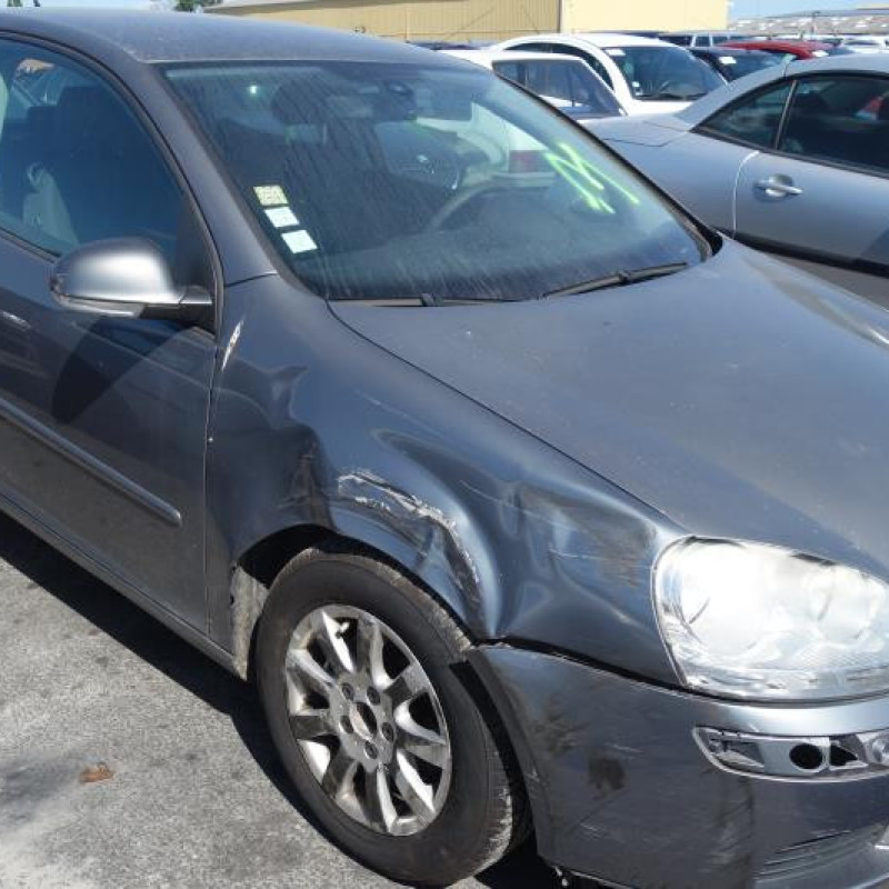Capot VOLKSWAGEN GOLF 5 Photo n°4