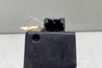 Serrure de coffre PEUGEOT 607