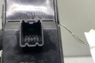 Interrupteur de leve vitre avant gauche OPEL ASTRA J