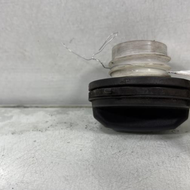 Bouchon de carburant FORD FIESTA 5 Photo n°2