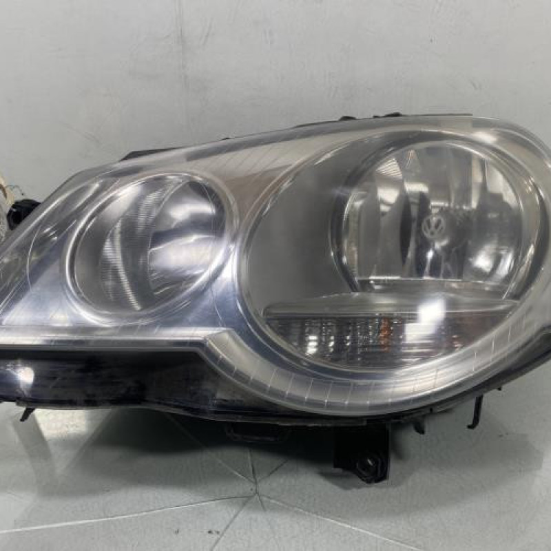 Optique avant principal gauche (feux)(phare) VOLKSWAGEN POLO 4 Photo n°1