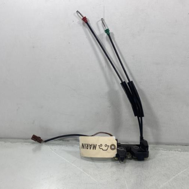 Serrure de coffre FORD FIESTA 5 Photo n°1