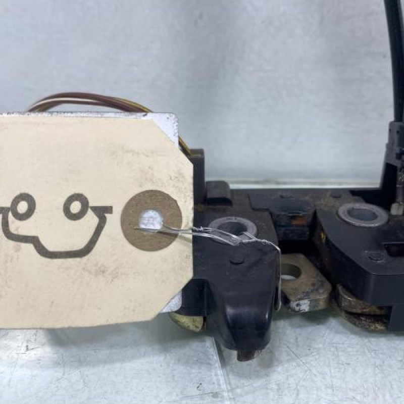 Serrure de coffre FORD FIESTA 5 Photo n°2