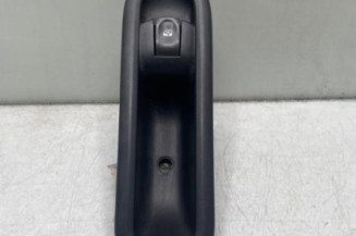 Interrupteur de leve vitre avant droit RENAULT CLIO 3 Photo n°1