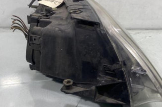 Optique avant principal gauche (feux)(phare) VOLKSWAGEN PASSAT 4