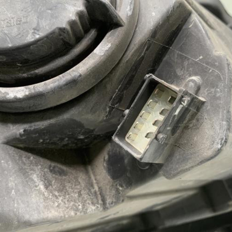 Optique avant principal gauche (feux)(phare) OPEL CORSA D Photo n°7