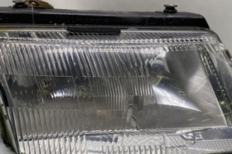 Optique avant principal droit (feux)(phare) VOLKSWAGEN PASSAT 4 Photo n°1